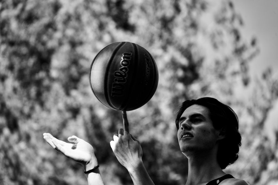 开云体育_射手空降!博格达诺维奇加盟火箭 签约一年迎NBA第十赛季